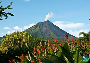 arenal volcano